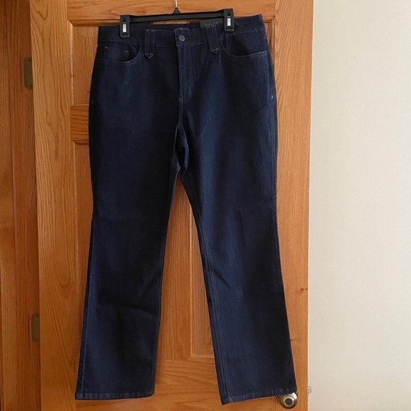 NYDJ Not Your Daughters Jeans Dark Wash Straight leg Size 16P - NWT - ๐บ๐ธ๐บ๐ธ - Picture 2 of 12